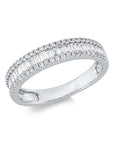 Ring 18 kt WG, 25 Baguette 0,47 ct, TW-si, 56 Brillanten 0,28 ct, TW-si, Weite:56