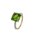 Ring mit 0,26ct TW-si Brillant und 3,64ct Peridot in 750/18K Gelbgold Gr. 54