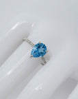 Ring mit 0,09ct TW-si Diamant und 1,87ct Blautopas in 750/18K Weißgold Gr. 54