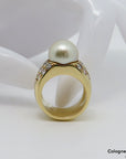 Ring mit Südseeperle Ø 12 mm + ca. 1,40ct TW-si Brillant 750/18K Gelbgold Gr. 53